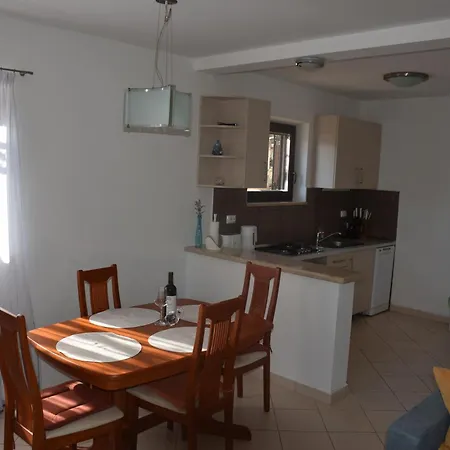 House Natali, Supetar Lägenhet *