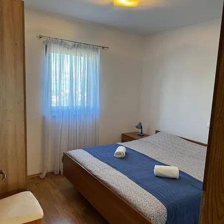 House Natali, Supetar